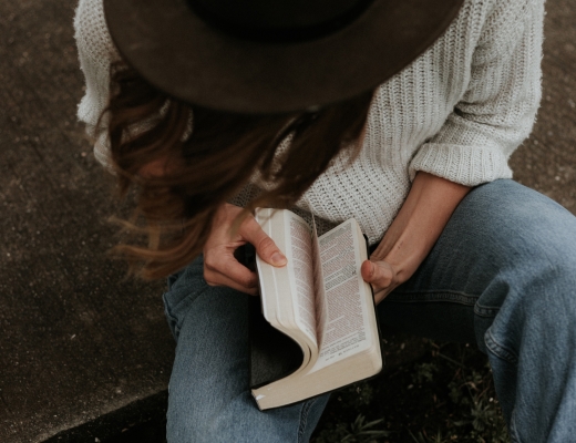 Bibelen for begyndere - topbillede. Foto: Unsplash.