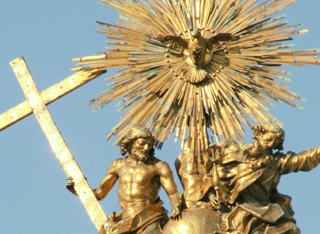 Statue af den hellige Treenighed. Findes på toppen af "The holy Trinity Column i Olomouc, Tjekkiet.