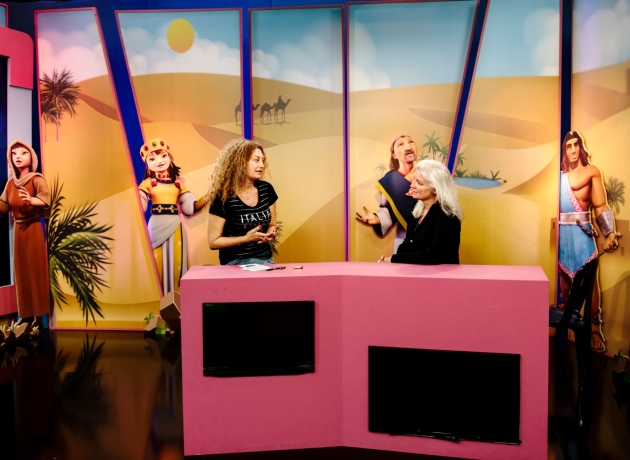 Synne i SAT-7's tv-studier i Libanon. Foto: Les Kaner