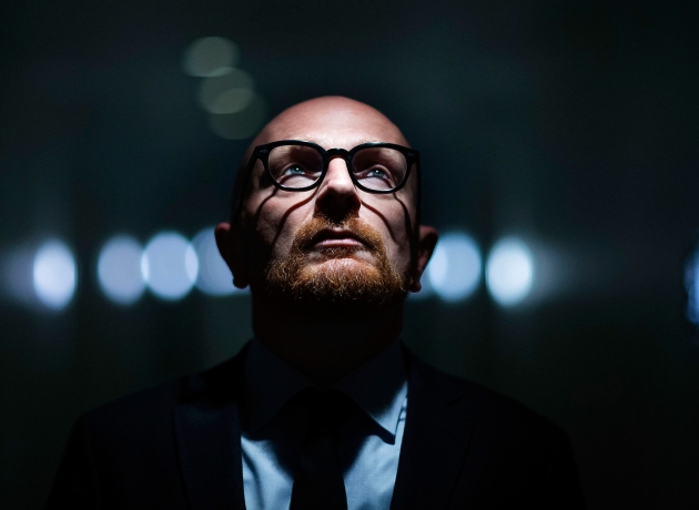 "Bibelen rummer en mængde eviggyldige sandheder, som vi også kan bruge til noget i dag," siger Mads Brügger. Foto: Finn Frandsen/Ritzau Scanpix.